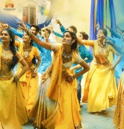 Rang Maar De Holi Hai